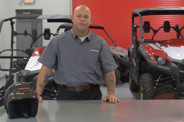 Bull UTV: Cleaning the Air Filter
