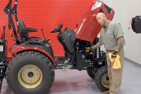 SA Series Tractor Daily Maintenance